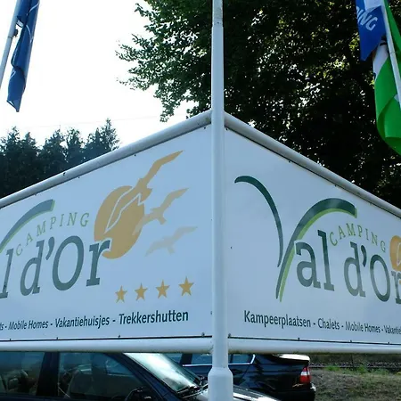 Basic Op Val D'or אתר קמפינג *